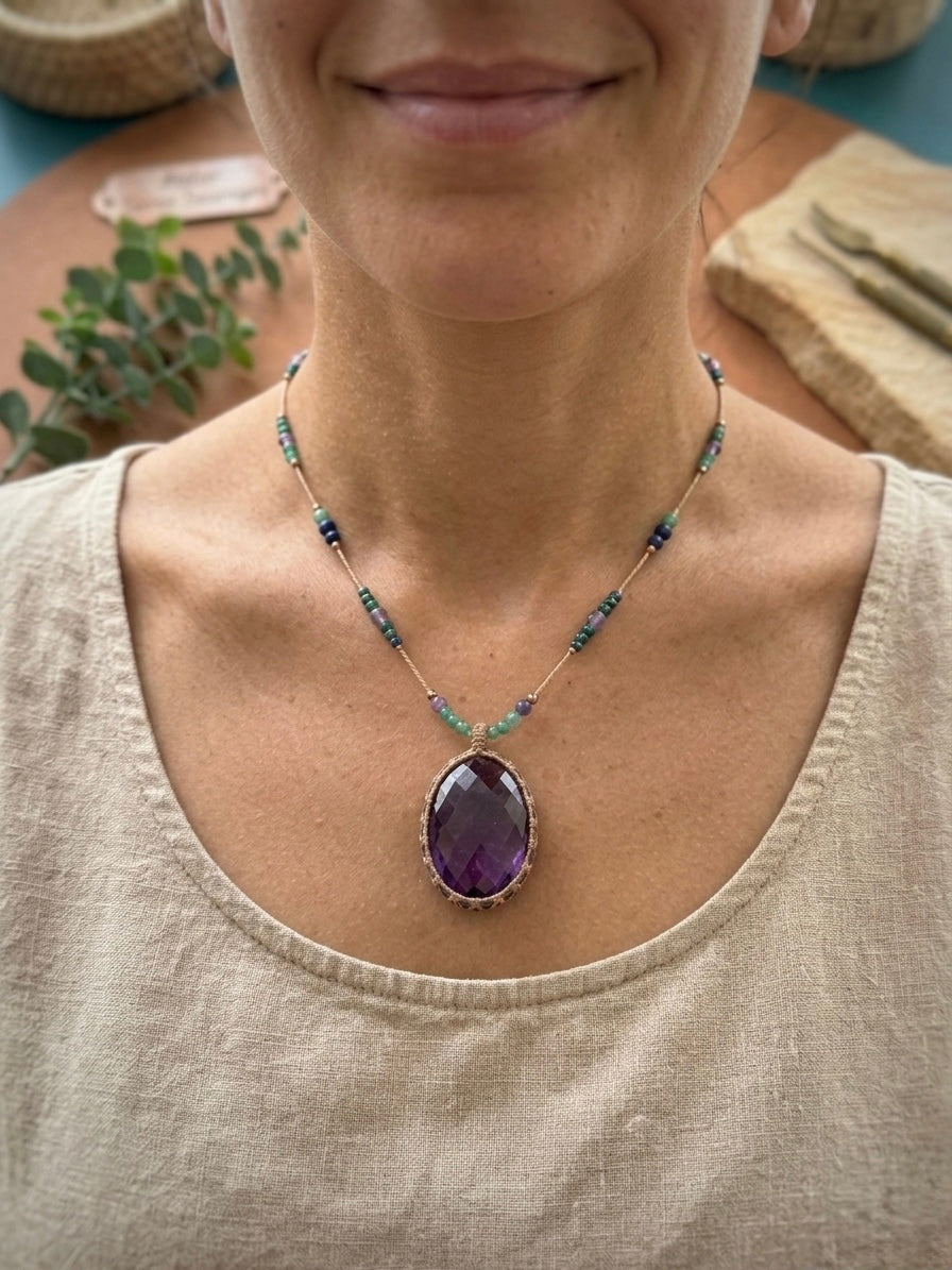 Noor – Collier en Améthyste Naturelle
